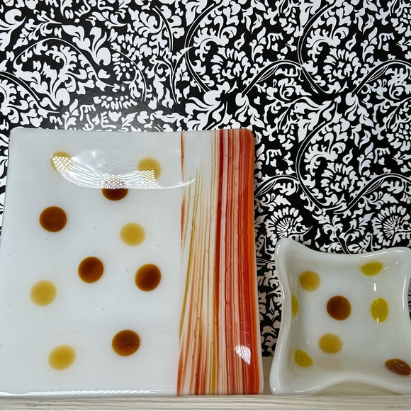 Beautiful Glass Retro Inspired Serving Set - Picture 2 of 15